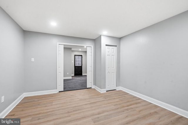 18 WALTHAM DR, Tabernacle, NJ 08088