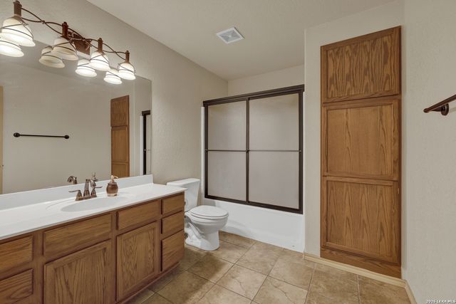 3411 Zachary, Seguin, TX 78155