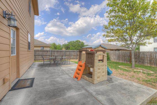 3411 Zachary, Seguin, TX 78155