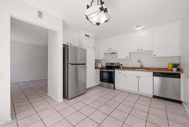 1806 Orinda Court, Thousand Oaks, CA 91362