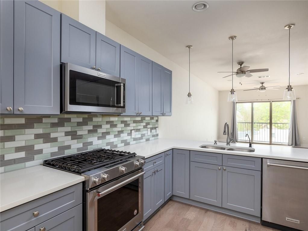 908 Nueces ST 35, Austin, TX 78701
