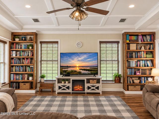 2201 Guillotteville Road, Gautier, MS 39553