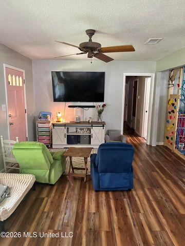 2201 Guillotteville Road, Gautier, MS 39553
