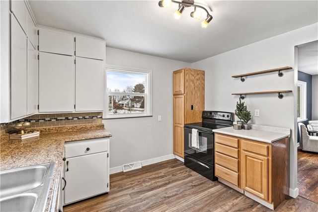 306 S White Street, Fall Creek, WI 54742