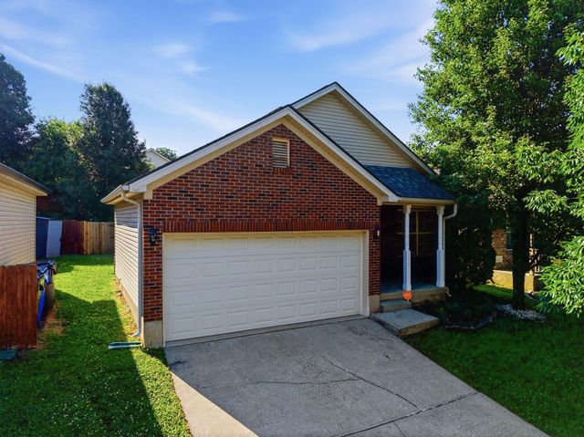 252 White Oak Trace, Lexington, KY 40511