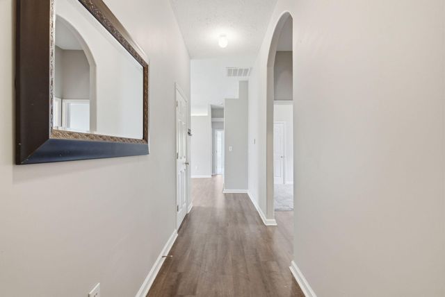 252 White Oak Trace, Lexington, KY 40511