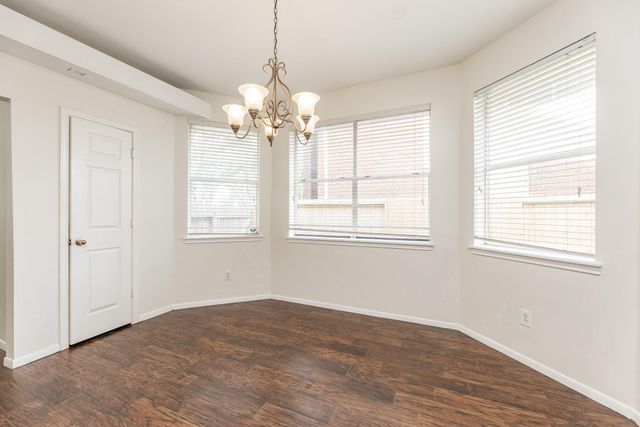 910 Presley Way, Sugar Land, TX 77479