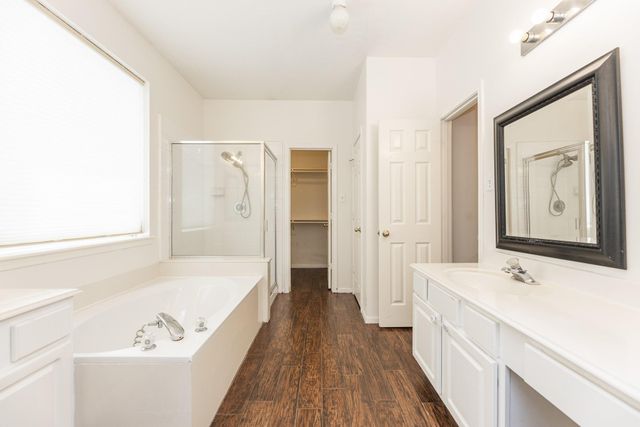 910 Presley Way, Sugar Land, TX 77479