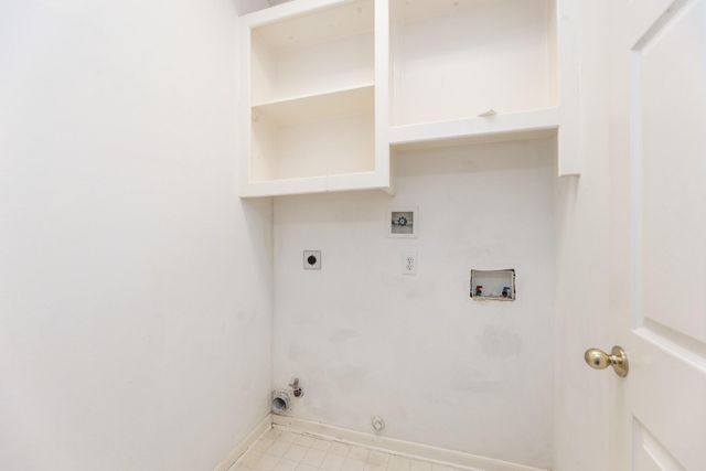 910 Presley Way, Sugar Land, TX 77479