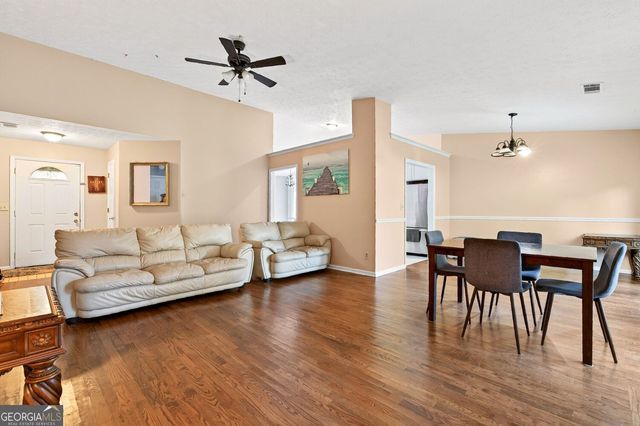 2323 Cheyenne Lane, Lawrenceville, GA 30044