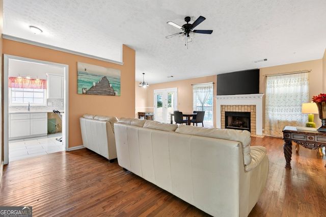 2323 Cheyenne Lane, Lawrenceville, GA 30044