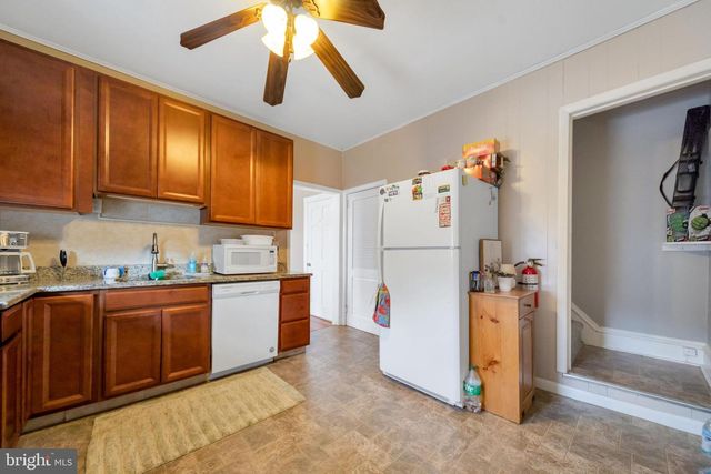 201 W WOOD ST, Norristown, PA 19401