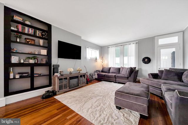 201 W WOOD ST, Norristown, PA 19401
