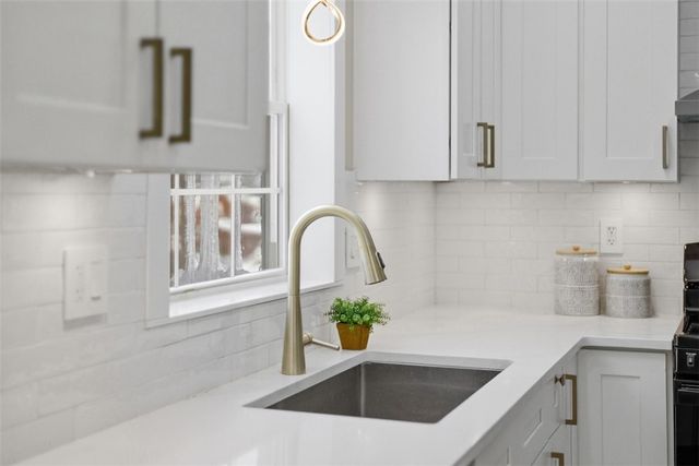 1628 Steuben St, Ingram, PA 15205