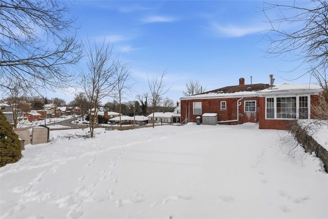 1628 Steuben St, Ingram, PA 15205