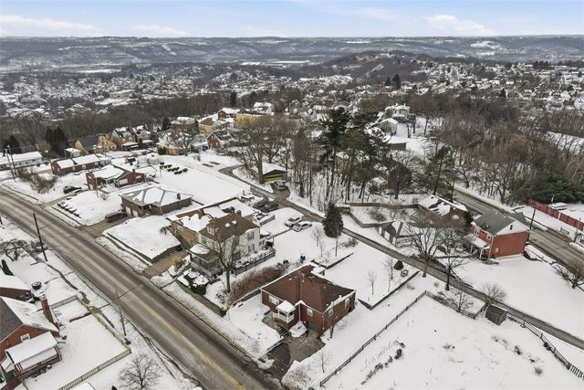 1628 Steuben St, Ingram, PA 15205