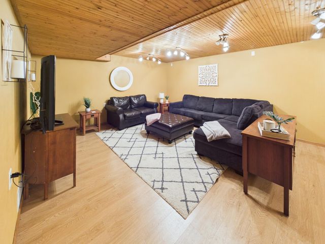 3 Walnut Circle, Saint Cloud, MN 56304