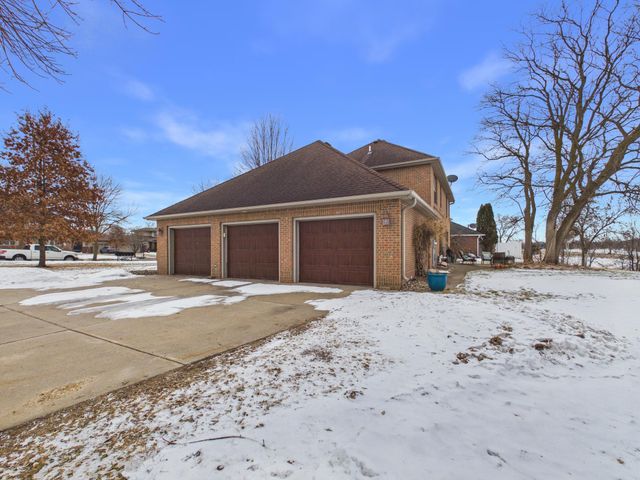 3 Walnut Circle, Saint Cloud, MN 56304