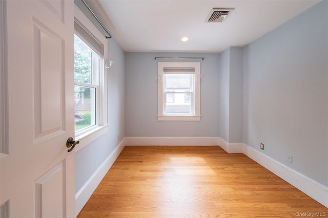 217 Larchmont Avenue, Larchmont, NY 10538
