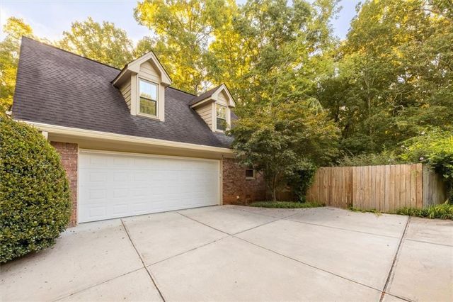 6088 Mill Stone Run, Tucker, GA 30087