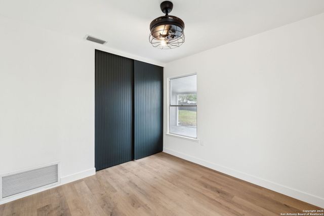 1815 Montview, San Antonio, TX 78213