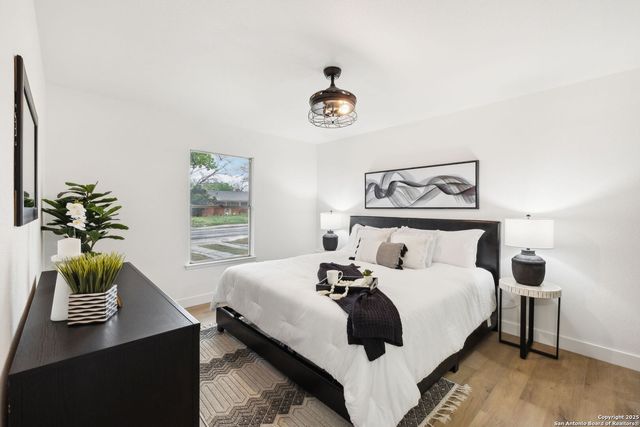 1815 Montview, San Antonio, TX 78213