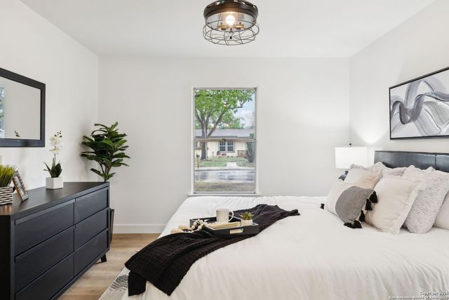 1815 Montview, San Antonio, TX 78213