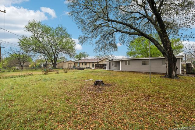 1815 Montview, San Antonio, TX 78213