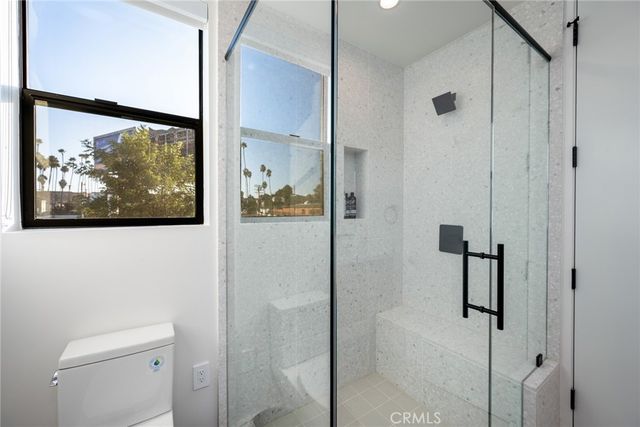 109 N Westlake Avenue 3, Los Angeles, CA 90026