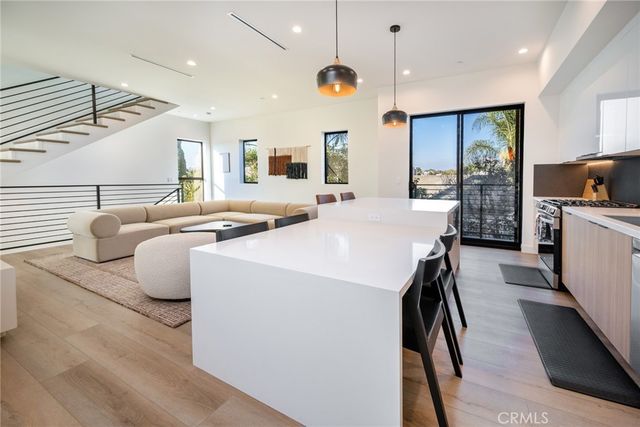 109 N Westlake Avenue 3, Los Angeles, CA 90026