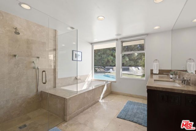 510 Leslie Lane A, Beverly Hills, CA 90210