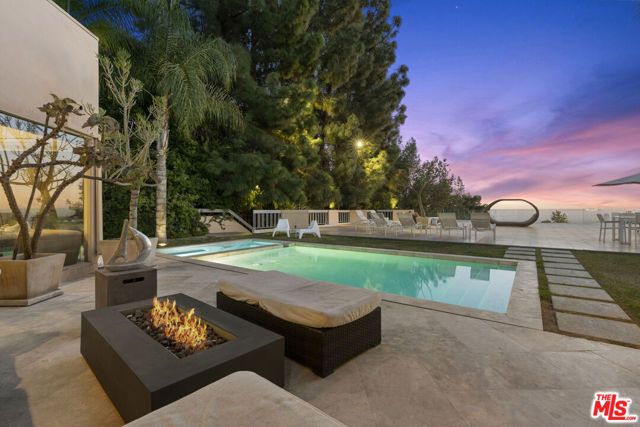 510 Leslie Lane A, Beverly Hills, CA 90210