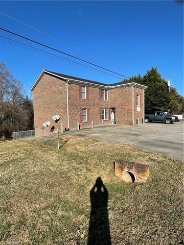 617 John McGrady Road, North Wilkesboro, NC 28659