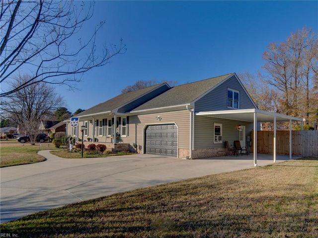 658 Blackthorne DR, Chesapeake, VA 23322