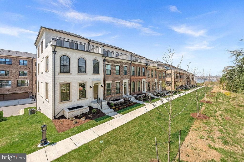 624 CATAMARAN WAY, National Harbor, MD 20745