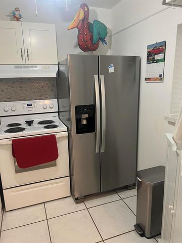 132 Berkshire F, West Palm Beach, FL 33417