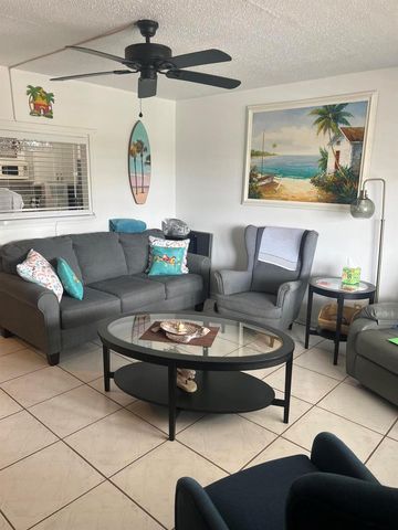132 Berkshire F, West Palm Beach, FL 33417