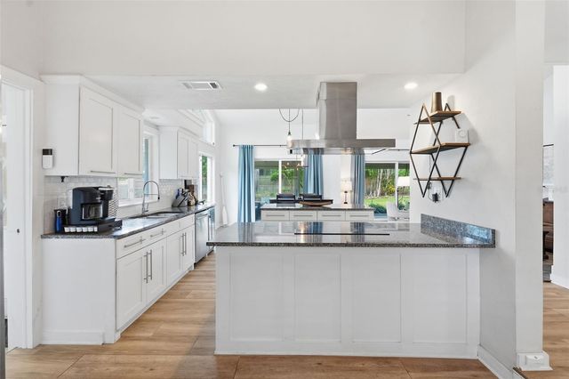 13917 76TH TERRACE, Seminole, FL 33776