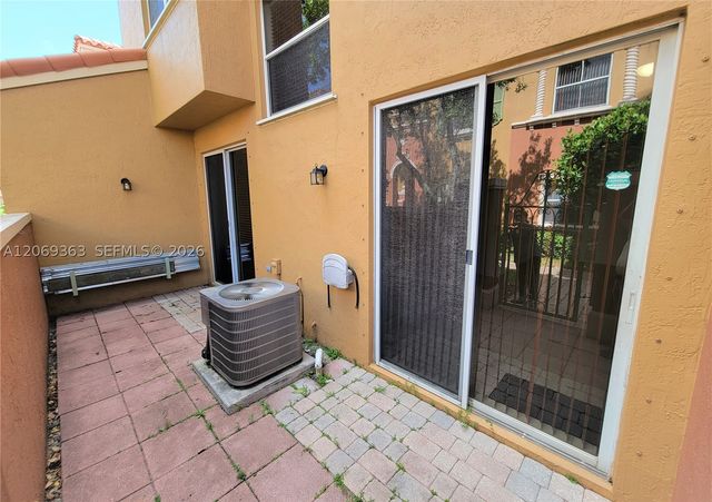 10645 SW 8th St 2406, Pembroke Pines, FL 33025