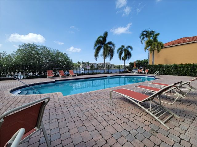10645 SW 8th St 2406, Pembroke Pines, FL 33025