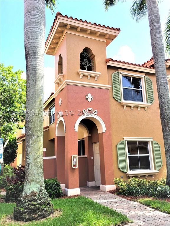 10645 SW 8th St 2406, Pembroke Pines, FL 33025