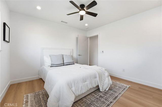 1713 Oahu Place, Costa Mesa, CA 92626