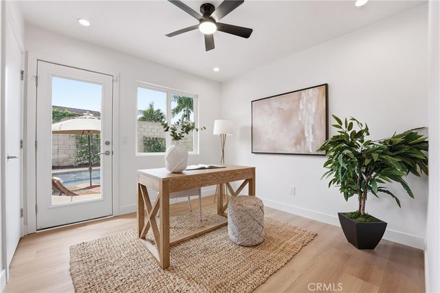 1713 Oahu Place, Costa Mesa, CA 92626