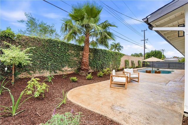 1713 Oahu Place, Costa Mesa, CA 92626