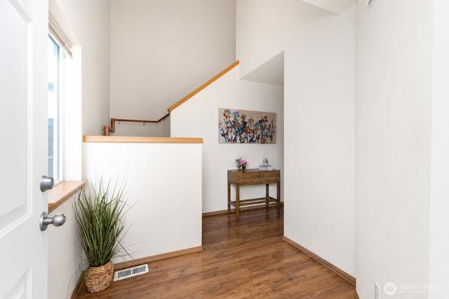 4837 Bowwood Circle NE, Bremerton, WA 98310