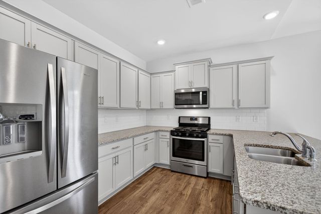 1095 Longstone Way, Spartanburg, SC 29306