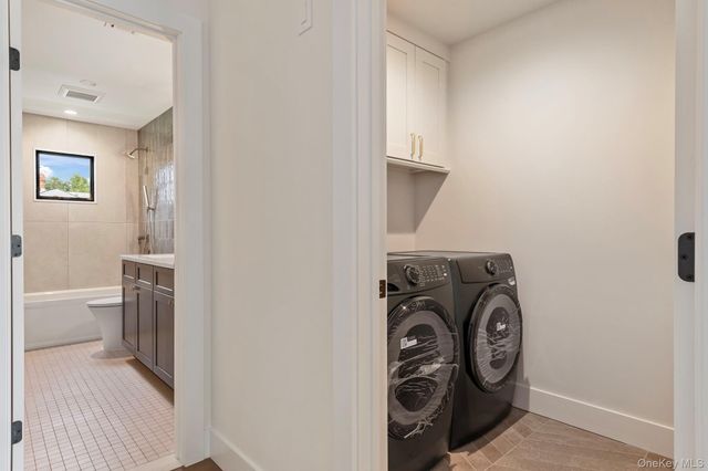 555 Marian Court, East Meadow, NY 11554