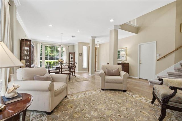 2041 Saint Andrews DR, Round Rock, TX 78664