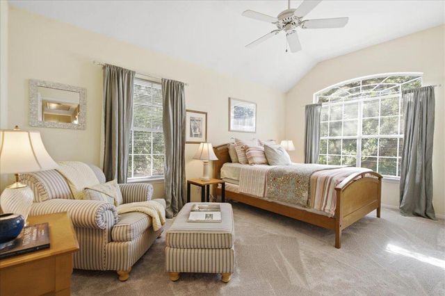2041 Saint Andrews DR, Round Rock, TX 78664