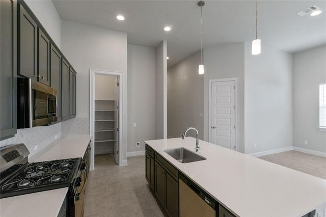 600 C-Bar Ranch TRL 94, Cedar Park, TX 78613